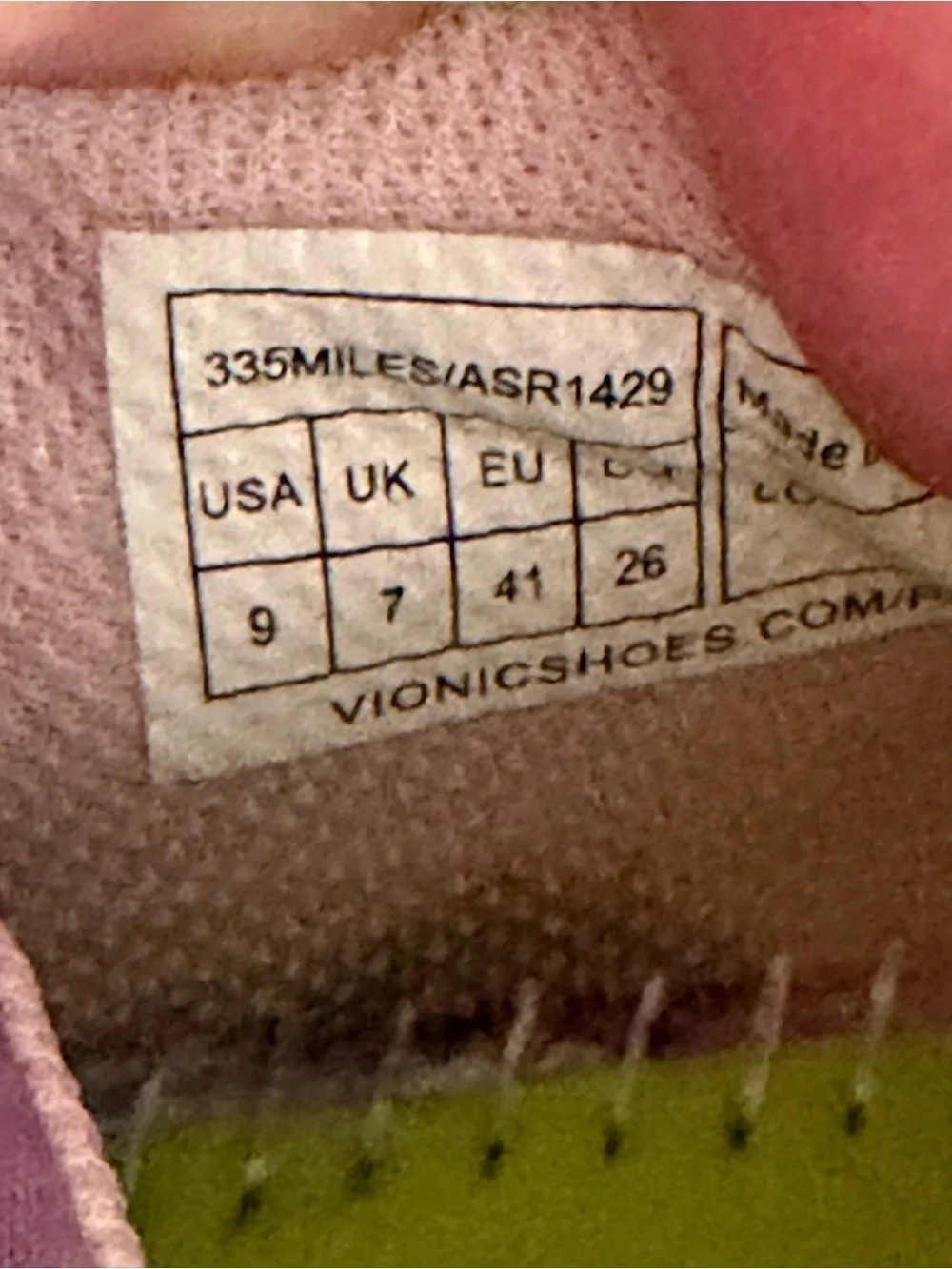Vionic women’s Miles Active Sneaker - Mauve size 9